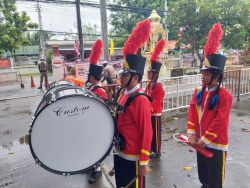 20240928084130.jpg - วงดุริยางค์โรงเรียนสันทรายหลวง ร่วมงานเกษียณ ตำรวจสภ.สันทราย  | https://ssl.ac.th