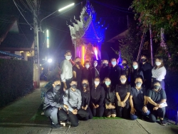 20220129073339.jpg - คณะครูและผู้บริหารร่วมเป็นเจ้าภาพสวดพระอภิธรรมคืนสุดท้ายคุณยาย คำบาง | https://ssl.ac.th