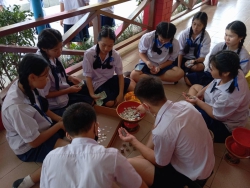 20241009033040.jpg - สภานักเรียนเชิญชวนนักเรียนร่วมทำบุญบริจาคช่วยน้ำท่วมเชียงใหม่ | https://ssl.ac.th