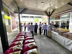 20241024025729.jpg - โรงเรียนสันทรายหลวง ขอขอบพระคุณ คุณเกียรติศักดิ์ ณ ลำปาง พร้อมคณะฯ ที่มอบ ข้าว ไข่, น้ำมันพืช, ขนม ให้กับนักเรียน | https://ssl.ac.th