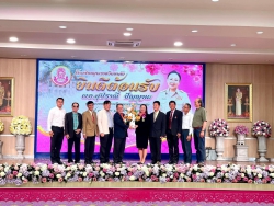 20241024030033.jpg - วันนี้ ผอ.ประพันธ์ ทองหนัก เป็นตัวแทน โรงเรียนสันทรายหลวง ร่วมแสดงความยินดีกับ ท่าน ผอ. ที่ได้ย้าย | https://ssl.ac.th