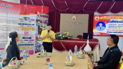 20241119073213.jpg - ตัวแทนคณะฯ ครู รร. อนุบาลสังขละบุรีสพป.กาญจนบุรี เขต.2 ให้เกียรติมาส่งครูอนุธิดา ซุยกระเดื่อง ในโอกาสย้ายมาดำรงตำแหน่ง | https://ssl.ac.th