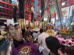 20241119090933.jpg - กิจกรรมสืบสานประเพณียี่เป็งรำลึก และงานลอยกระทง ของโรงเรียนสันทรายหลวง ประจำปีการศึกษา 2567 | https://ssl.ac.th