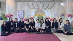 20241119091353.jpg - รองฯสุภาพร สุตา และตัวแทนครูร่วมงานฌาปนกิจคุณพ่อของคุณครูปราณี | https://ssl.ac.th