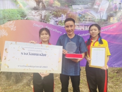 20241201074717.jpg - ขอแสดงความยินดีกับครูอธิวัฒน์ ธนหิรัญวงศ์ นำนักเรียนเข้าร่วมการแข่งขันการจัดสวนถาดแบบชื้น ได้รับรางวัลชนะเลิศ | https://ssl.ac.th