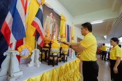 20241203021331.jpg - พิธีน้อมรำลึกเนื่องในวันคล้ายวันพระบรมราชสมภพ พระบาทสมเด็จพระบรมชนกาธิเบศร มหาภูมิพลอดุลยเดชมหาราช บรมนาถบพิตร | https://ssl.ac.th