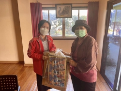20250108033429.jpg - โรงเรียนสันทรายหลวงขอขอบพระคุณท่านผู้ใหญ่ใจดี มอบขนม สิ่งของและทุนทรัพย์เพื่อจัดงานวันเด็กประจำปี 2567 | https://ssl.ac.th