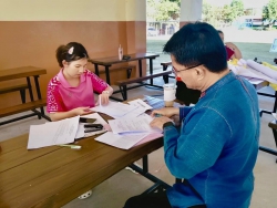 20250126111013.jpg - มอบเงินปัจจัยพื้นฐานนักเรียนยากจน | https://ssl.ac.th