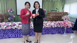 20250126112724.jpg - ท่านรองฯสุภาภรณ์ สุตา รองฯเจนจิรา กันแก้ว และตัวแทนคณะครู ร่วมเดินทางไปส่ง ครู รชตภรณ์ ที่ไปดำรงตําแหน่ง ศน.สพป. ชม. เขต. 6 | https://ssl.ac.th