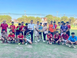 20250317024405.jpg - ขอบขอบคุณกรรมการชมรมฯ ผู้ปกครองนักเรียนร่วมสนับสนุนเครื่องดื่มสำหรับการฝึกซ้อมกีฬาฟุตบอล | https://ssl.ac.th
