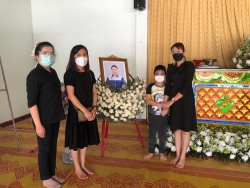 20210908001706(1).jpg - เคารพศพ คุณพ่อ ( นักเรียน ชั้น ป.3/2 ) | https://ssl.ac.th