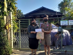 20220214101537.jpg - เยี่ยมให้กำลังใจนักเรียนที่ติดโควิด-19  | https://ssl.ac.th