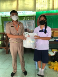 20220214101538(2).jpg - เยี่ยมให้กำลังใจนักเรียนที่ติดโควิด-19  | https://ssl.ac.th