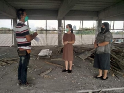 20220219024501(1).jpg - วิศวกร.อบจ.ชม. ตรวจสอบ ก่อนเทคานรับหลังคา | https://ssl.ac.th