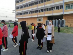 20220311015041.jpg - นักเรียนกลุ่มอายุ 5-11 ปี รับการฉีดวัคซีนเข็มแรก ณ โรงพยาบาลสันทราย | https://ssl.ac.th