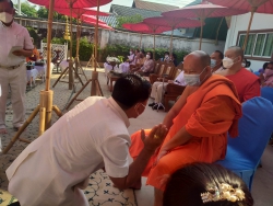 20220311015916.jpg - ผอ.ประพันธ์ ทองหนัก พร้อมคณะครู ร่วมทำบุญฯฉลองอุโบสถและหอธรรม  วัดสันทรายหลวง | https://ssl.ac.th