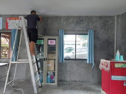20220414135738.jpg - ขอขอบคุณครูอ้อม อารีรัตน์ อุปชัย มอบพัดลม พร้อมติดตั้งเป็นของที่ระลึกเนื่องในโอกาสย้าย | https://ssl.ac.th
