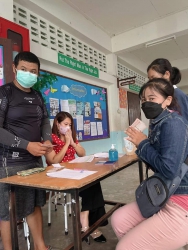 20210908004805(6).jpg - ภารกิจจ่ายเงิน2000 บาทตามโครงการมาตรการช่วยเหลือภาระด้านค่าใช้จ่ายด้านการศึกษาเพื่อบรรเทาผลกระทบของผู้ปกครอง  | https://ssl.ac.th