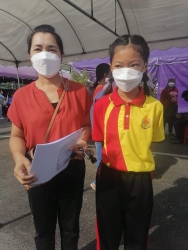 20220527033922(1).jpg - ขอขอบคุณคณะครู ผู้ปกครองที่ให้การบริการฉีดวัคซีนเข็ม2  | https://ssl.ac.th