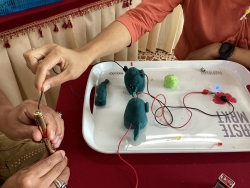 20220622045435.jpg - กิจกรรม อบรม STEM โมดูล 7-8-9  | https://ssl.ac.th