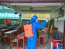 20220630043816(3).jpg - เทศบาลตำบลสันทรายหลวง มาฉีดพ่นน้ำยา ฆ่าเชื้อโควิด-19 | https://ssl.ac.th