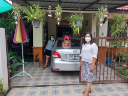 20220707093749.jpg - ส่งมอบกำลังใจให้ครูห้องพยาบาล ครุฤทัยรัตน์ หายจากอาการป่วยโควิด19 | https://ssl.ac.th