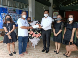 20220726024154(1).jpg - ร่วมวางหรีดเคารพศพด.ช.อภิรักษ์ พิบูลย์ นักเรียนชั้นมัธยมศึกษาปีที่1/3 | https://ssl.ac.th