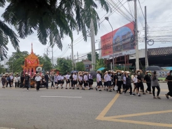20220726065057.jpg - ทีมบริหารตัวแทนคณะครูและนักเรียน ร่วมฌาปนกิจศพ ดช. อภิรักษ์ พิบูลย์ | https://ssl.ac.th