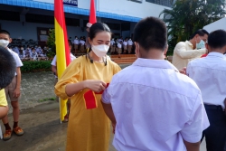 20220823030859(1).jpg - พิธีประดับเครื่องหมายสภานักเรียน | https://ssl.ac.th