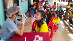 20220831071330(1).jpg - จนท.สาธารณสุข รพ.สต.บ้านท่อให้ความอนุเคราะห์มาดูแลสุขภาพช่องปากให้กับนักเรียน | https://ssl.ac.th