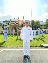 20221013083658.jpg - ตัวแทนคณะครูโรงเรียนสันทรายหลวง ร่วมวางพวงมาลา เนื่องในวันคล้ายวันสวรรคต ร.9 | https://ssl.ac.th