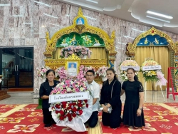 20221102101938(1).jpg - ตัวแทนฯผู้บริหารคณะครูฯและบุคลากร รร.สันทรายหลวง ร่วมวางหรีดเคารพศพ ลุงเกียรติ ( อดีต จทน.พัสดุ เขต.2) | https://ssl.ac.th