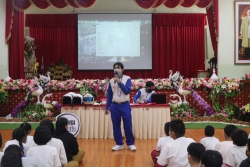 20221125104116.jpg - กิจกรรมขับขี่ปลอดภัยเพื่อสังคม โดย หจก.แสงชัยพาณิชย์ | https://ssl.ac.th
