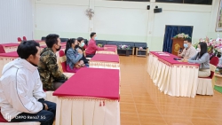 20221217080231.jpg - ผู้บริหารและฝ่ายปกครองร่วมปรึกษาหารือกับผู้ปกครองนักเรียนเพื่อแก้ปัญหาเรื่องทรงผมของนักเรียนให้เหมาะสมตามระเบียบโรงเรียน | https://ssl.ac.th