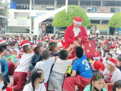 20221226024219.jpg - Merry Christmas English Festival | https://ssl.ac.th