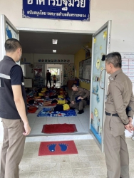 20230304085236.jpg - พ.ต.ท. ธเนตร รองฯ ผกก. สภ.สันทราย และคณะฯ มาเยี่ยมตรวจและนำขนมมามอบให้กับนักเรียนอนุบาล | https://ssl.ac.th