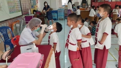 20230304090007.jpg - เจ้าหน้าที่จาก…รพ.สต. บ้านท่อ ที่ให้ความอนุเคราะห์มาตรวจสุขภาพให้กับนักเรียนอนุบาล  | https://ssl.ac.th