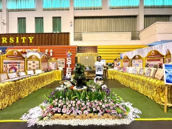 20230323105300.jpg - เตรียมงานนิทรรศการ วิถีสันทราย | https://ssl.ac.th