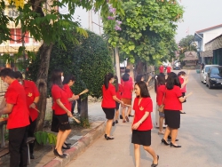 20230424050926.jpg - ไหว้เจ้าที่โรงเรียน เนื่องในงานพิธีทำบุญอาคาร 100 ปีสันทรายหลวง | https://ssl.ac.th