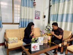 20230429032045(1).jpg - ผอ.ประพันธ์ ทองหนัก นำตัวแทนผู้บริหารคณะครูและบุคลากร รร. สันทรายหลวง ร่วมขอสุมาฯสระเกล้าดำหัว--และขอพรปี๋ใหม่เมือง | https://ssl.ac.th
