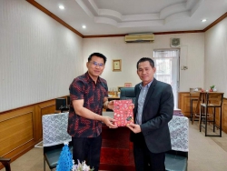 20230429032045(2).jpg - ผอ.ประพันธ์ ทองหนัก นำตัวแทนผู้บริหารคณะครูและบุคลากร รร. สันทรายหลวง ร่วมขอสุมาฯสระเกล้าดำหัว--และขอพรปี๋ใหม่เมือง | https://ssl.ac.th