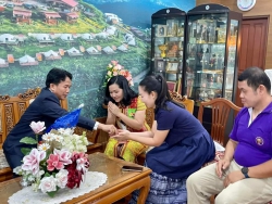 20230429032045(4).jpg - ผอ.ประพันธ์ ทองหนัก นำตัวแทนผู้บริหารคณะครูและบุคลากร รร. สันทรายหลวง ร่วมขอสุมาฯสระเกล้าดำหัว--และขอพรปี๋ใหม่เมือง | https://ssl.ac.th