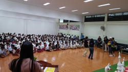 20230612074945(1).jpg - ทีมงานคุณลุงเสือดำใจเกินร้อยพร้อมมูลนิธิขาเทียมมาให้แรงบันดาลใจและมอบลูกตะกร้อแก่โรงเรียน | https://ssl.ac.th