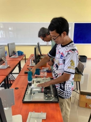 20230612090900.jpg - ขอขอบพระคุณโอกาสดีๆ จาก เมืองไทยประกันชีวิต** มอบคอมพิวเตอร์ที่สำนักงานไม่ใช้แล้วให้กับ โรงเรียนสันทรายหลวง | https://ssl.ac.th