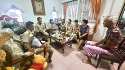 20230711111940(1).jpg - ตัวแทนทีมบริหารและคณะครูบุคลากรทางการศึกษาเยี่ยมไข้ให้กำลังใจครอบครัวคุณครูสุพิน | https://ssl.ac.th