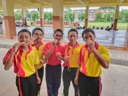 20230801085443(3).jpg - ขอขอบคุณมูลนิธิสโกลาร์ส ออฟ ซัสทีแนนซ์มอบ ขนม.ผัก ให้กับนักเรียน | https://ssl.ac.th