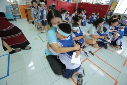 20230812120600.jpg - กิจกรรมวันแม่แห่งชาติ 12 สิงหาคม 2566 โรงเรียนสันทรายหลวงแผนกอนุบาล | https://ssl.ac.th