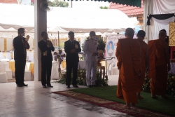 20230819021429.jpg - ผู้บริหารและตัวแทนคณะครู ร่วมงานพระราชทานเพลิงศพนายสมเจตน์ ไปเร็ว คุณพ่อของคุณครูชนิกานต์ ไปเร็ว (ครูพลอย) | https://ssl.ac.th
