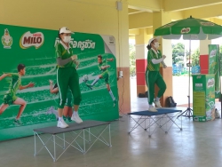 20230906042141.jpg - ขอขอบคุณบริษัทไมโลที่มาจัดกิจกรรมพร้อมแจกเครื่องดื่มให้กับนักเรียน | https://ssl.ac.th