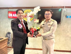20231016024000.jpg - ร่วมแสดงความยินดีและให้กำลังใจ ท่าน ผอ.ใหม่ และผอ.ที่ย้าย | https://ssl.ac.th